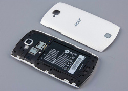 acer-cloudmobile-s500 с открытой задней крышкой